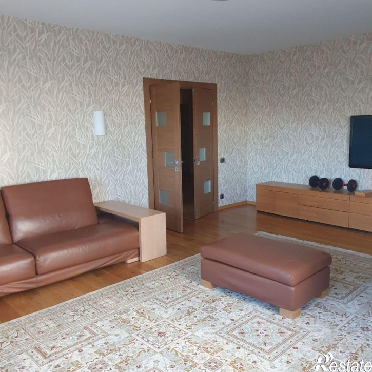 4-комн квартира ул Пушкина, 45 2,  д. 45 2,  к. 2