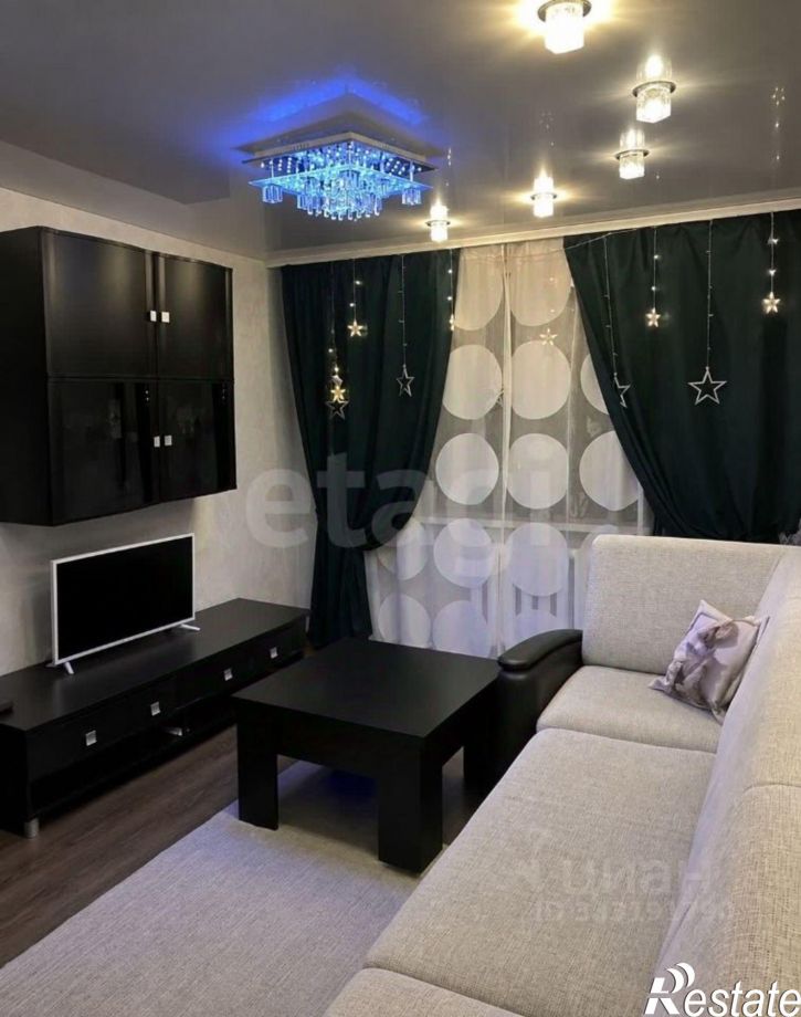 3-комн квартира ул Коммунаров, 26,  д. 26