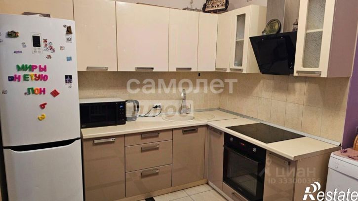 3-комн квартира ул Айская, 22,  д. 22