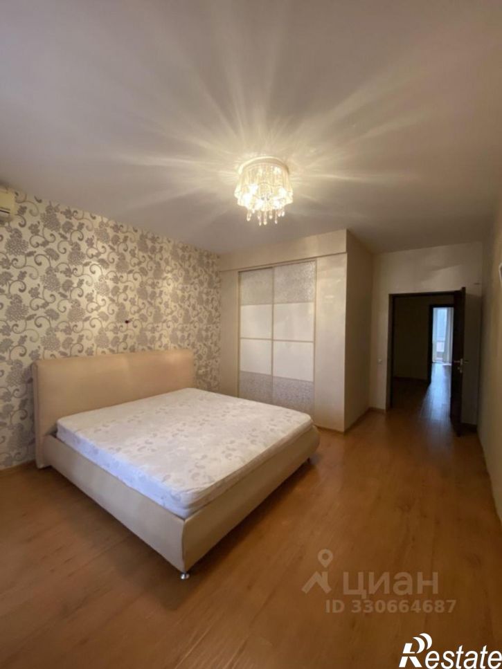 3-комн квартира ул Цюрупы, 79,  д. 79