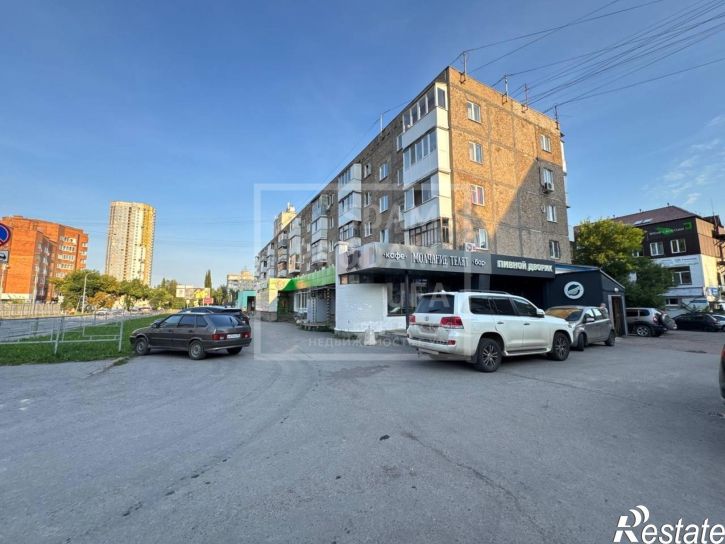 Торговое помещение Революционная улица, д.84