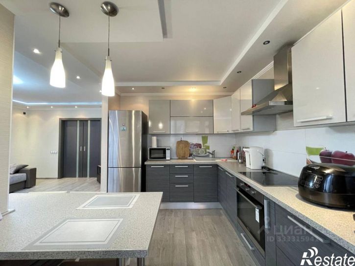 2-комн квартира ул Революционная, 70,  д. 70