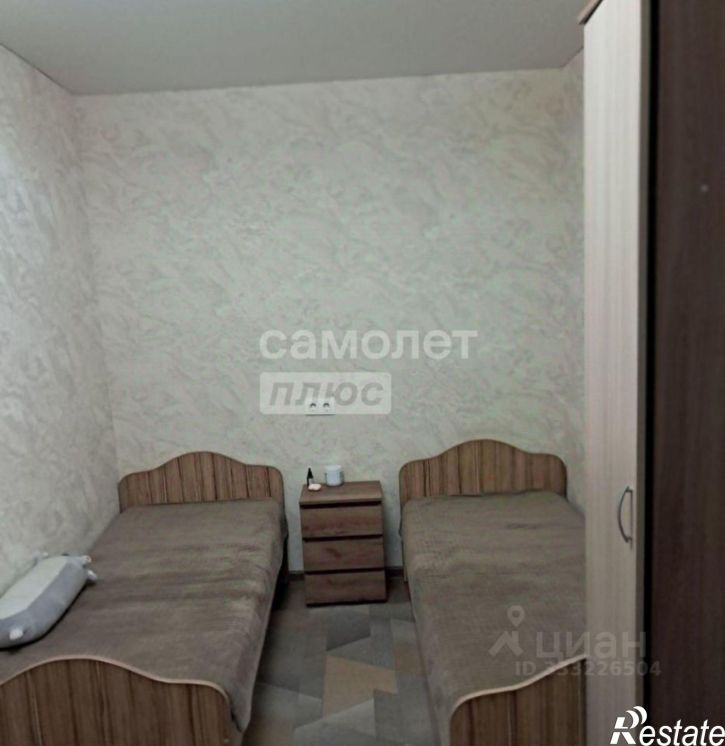 2-комн квартира ул Кремлевская, 61/3,  д. 61/3