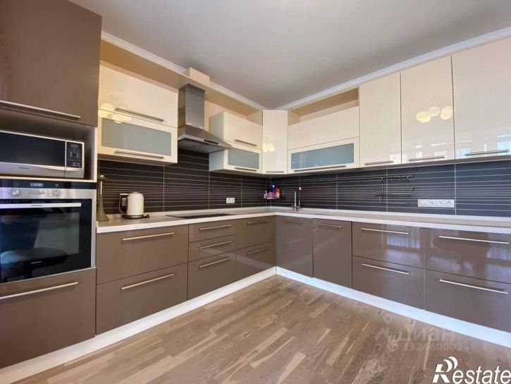3-комн квартира ул Рихарда Зорге, 63/5,  д. 63/5