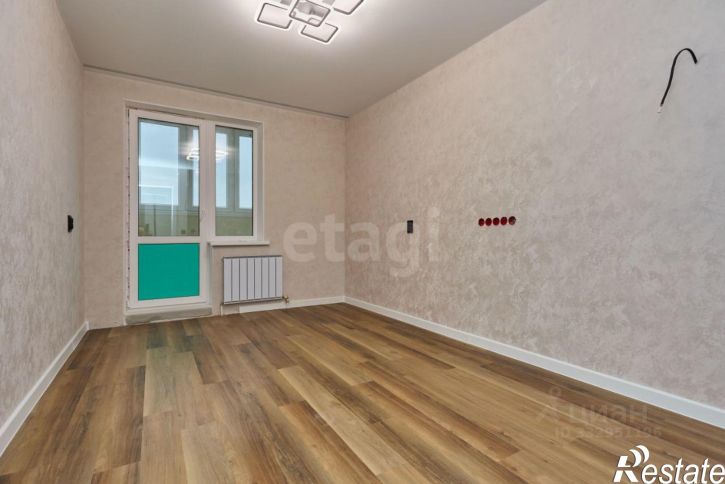 1-комн квартира ул Летчика Кобелева, 1,  д. 1