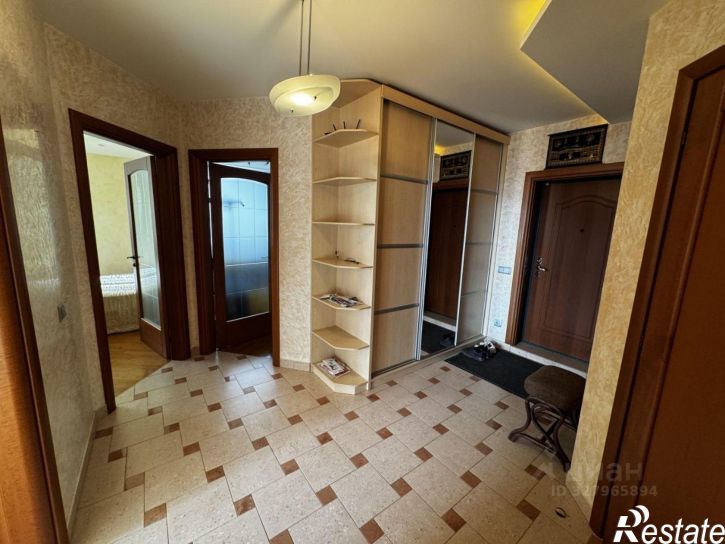4-комн квартира ул Рихарда Зорге, 70,  д. 70