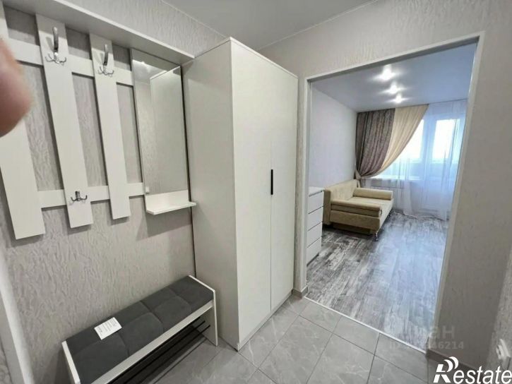 1-комн квартира ул Летчика Кобелева, 1,  д. 1