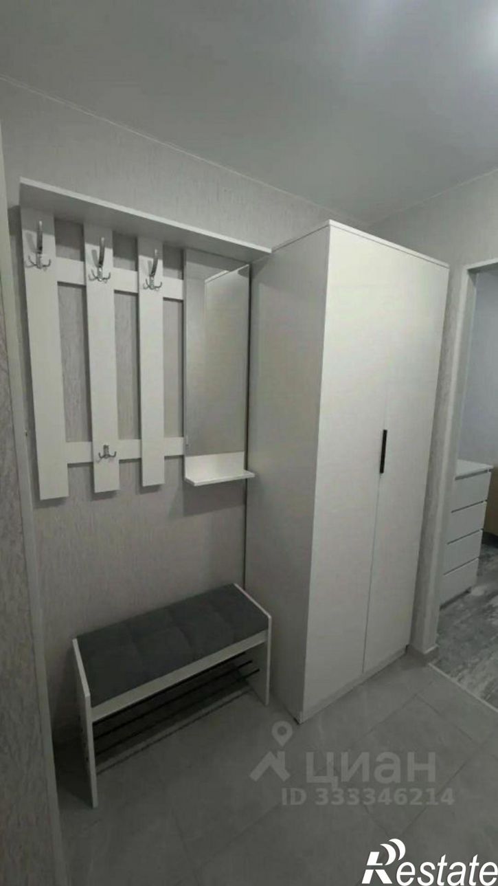 1-комн квартира ул Летчика Кобелева, 1,  д. 1