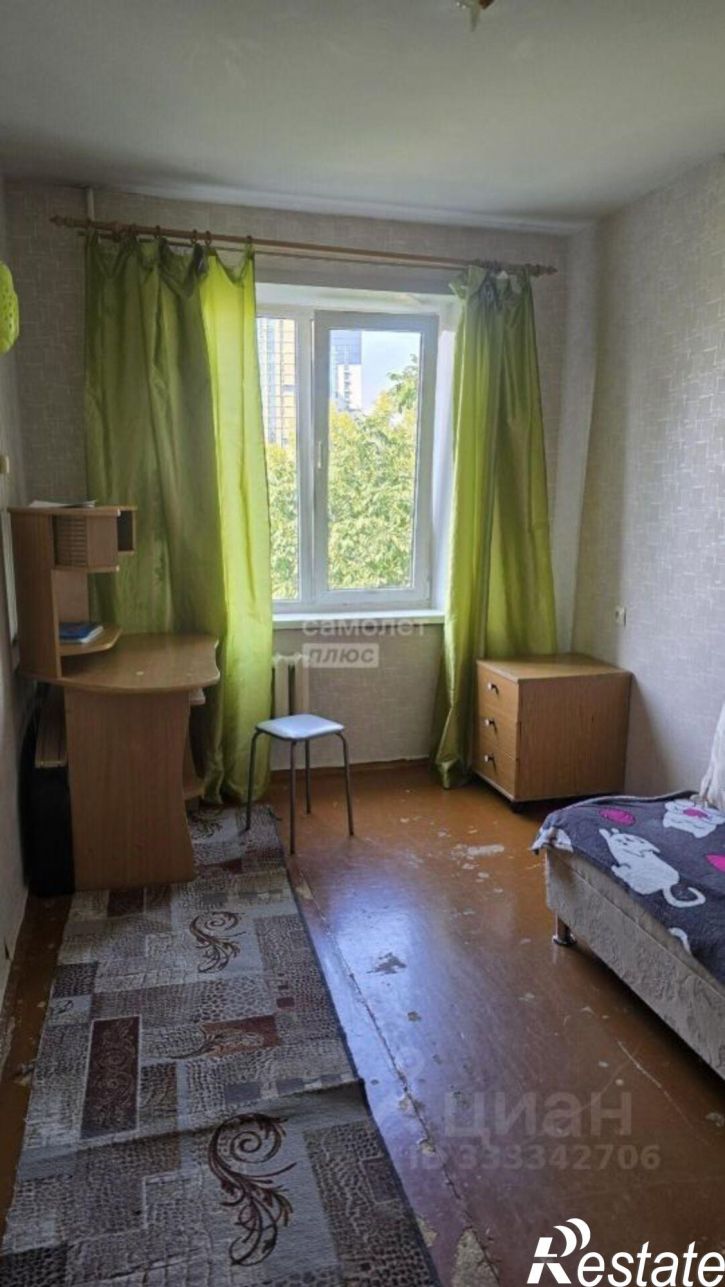 3-комн квартира ул Степана Злобина, 34,  д. 34