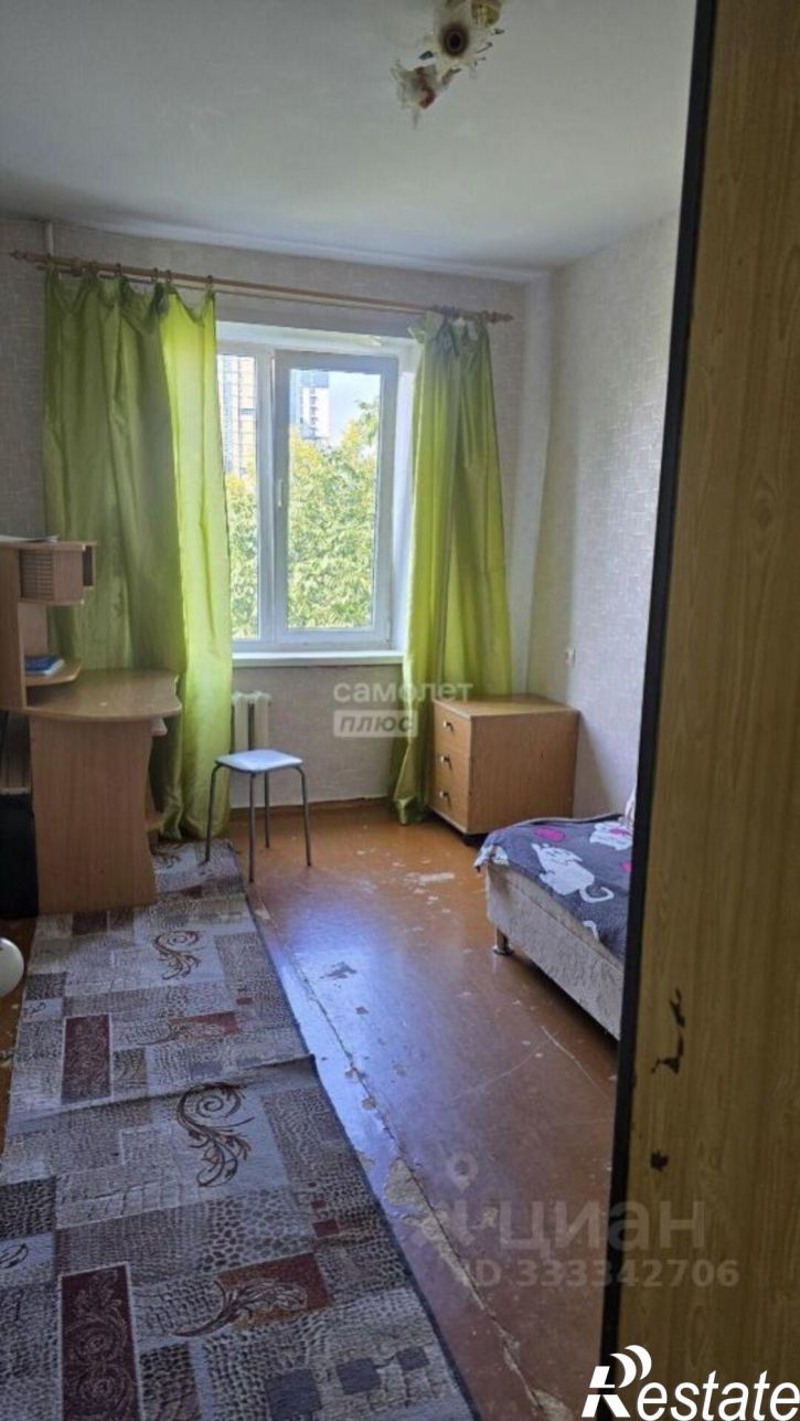 3-комн квартира ул Степана Злобина, 34,  д. 34