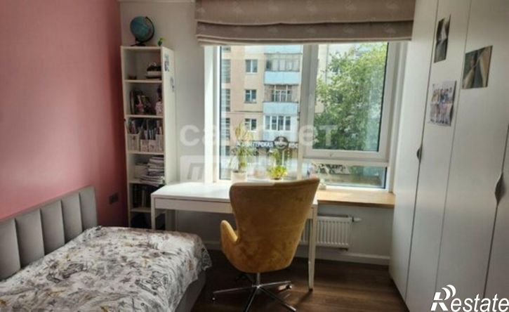 3-комн квартира пр-кт Октября, 107б,  д. 107б