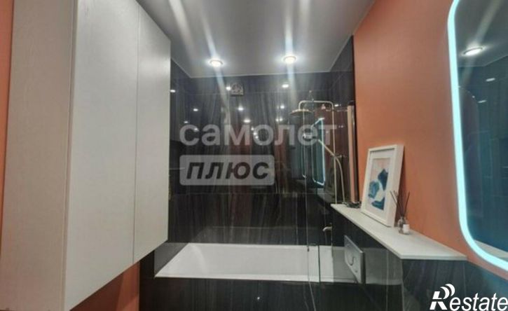 3-комн квартира пр-кт Октября, 107б,  д. 107б