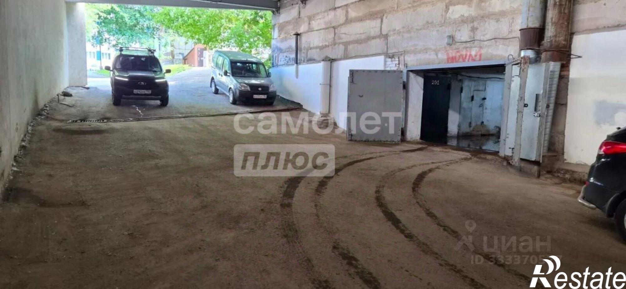 Купить гараж, место в паркинге за 1 350 000 рублей на ул Цюрупы, 156/4