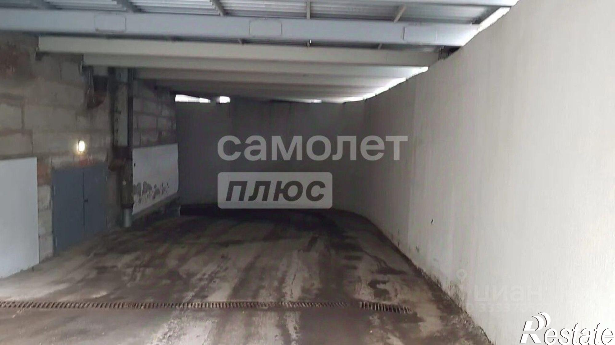 Купить гараж, место в паркинге за 1 350 000 рублей на ул Цюрупы, 156/4