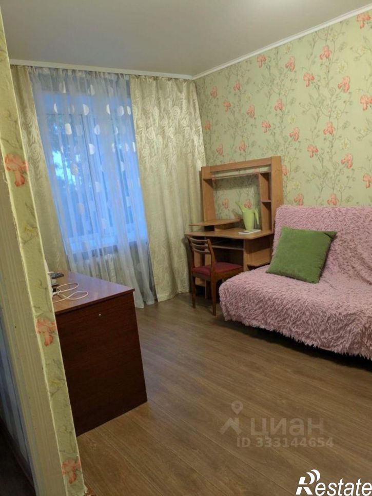 1-комн квартира ул Конституции, 1,  д. 1