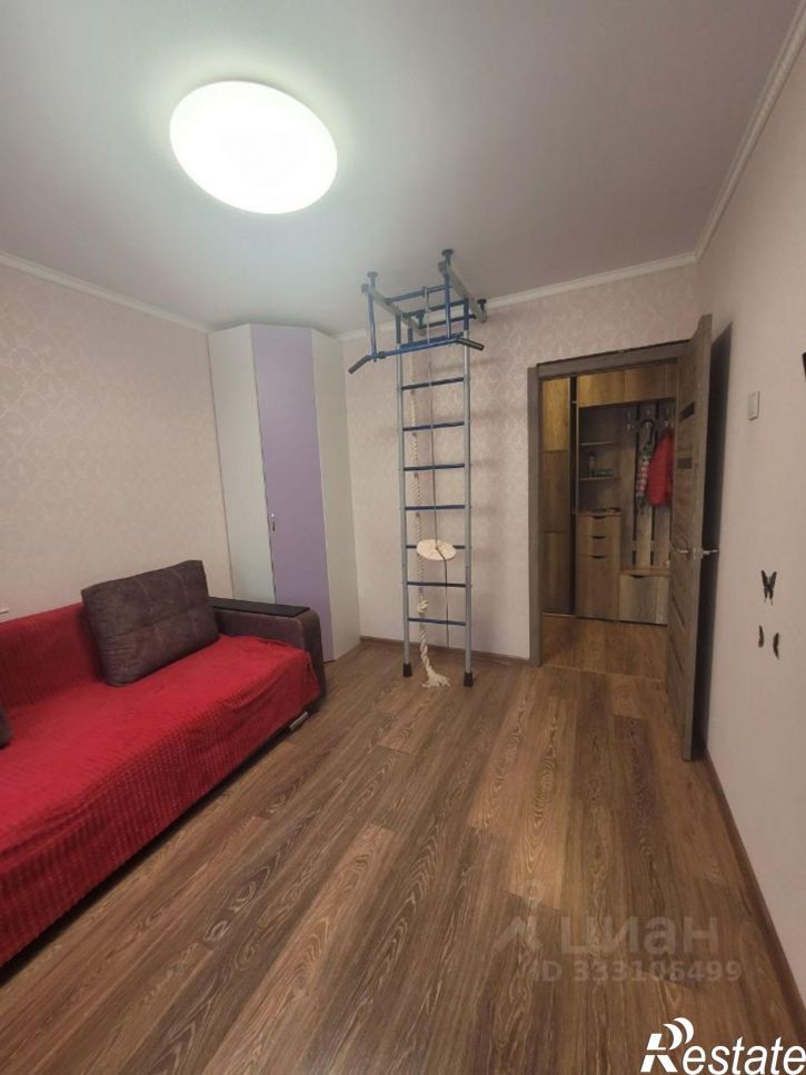 3-комн квартира ул Баязита Бикбая, 37,  д. 37