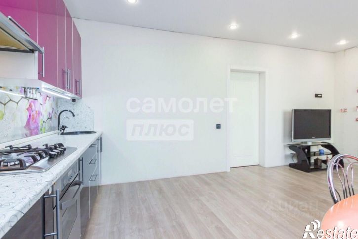3-комн квартира ул Артезианская, 28,  д. 28