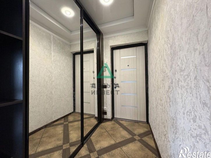 4-комн квартира Запорожский пер, 7,  д. 7