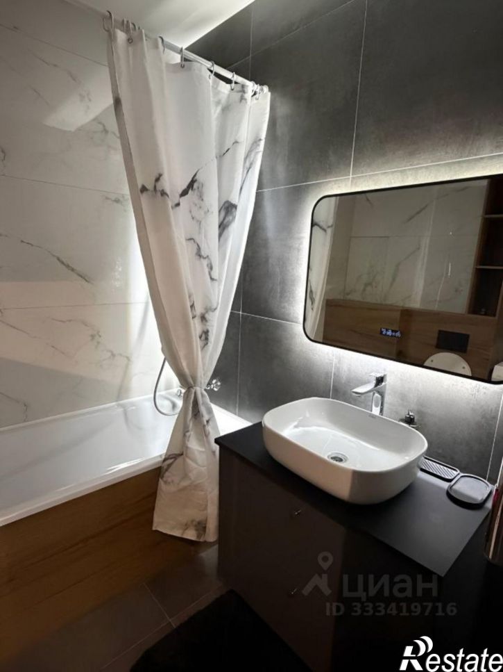 2-комн квартира ул Лесотехникума, 21,  д. 21