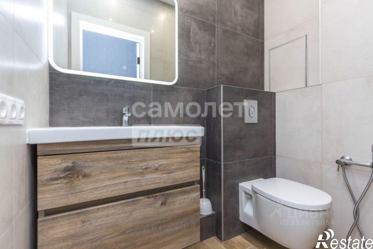 2-комн квартира ул Лесотехникума, 21,  д. 21