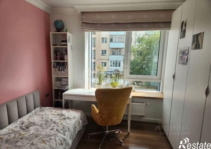 3-комн квартира пр-кт Октября, 107а,  д. 107а