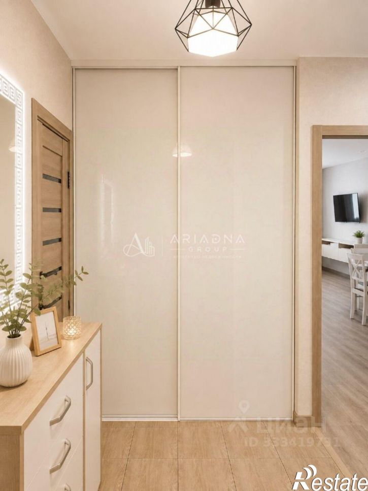 4-комн квартира пр-кт Октября, 107а,  д. 107а