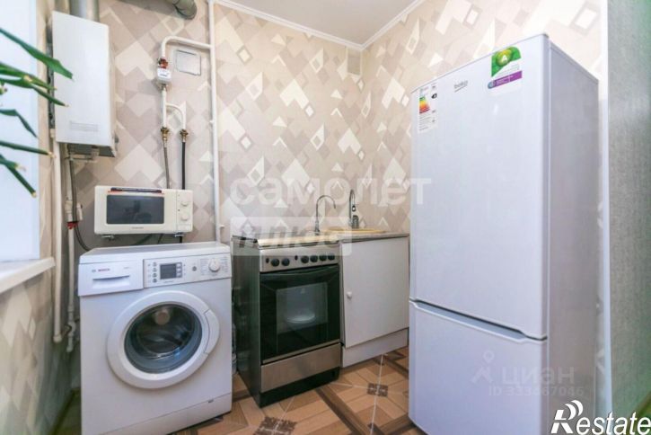 2-комн квартира пр-кт Октября, 48/2,  д. 48/2