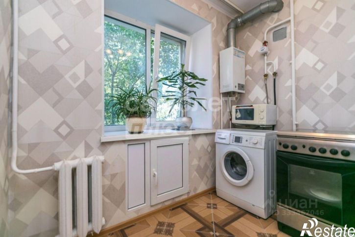 2-комн квартира пр-кт Октября, 48/2,  д. 48/2
