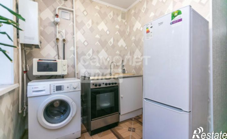 2-комн квартира пр-кт Октября, 48/2,  д. 48/2