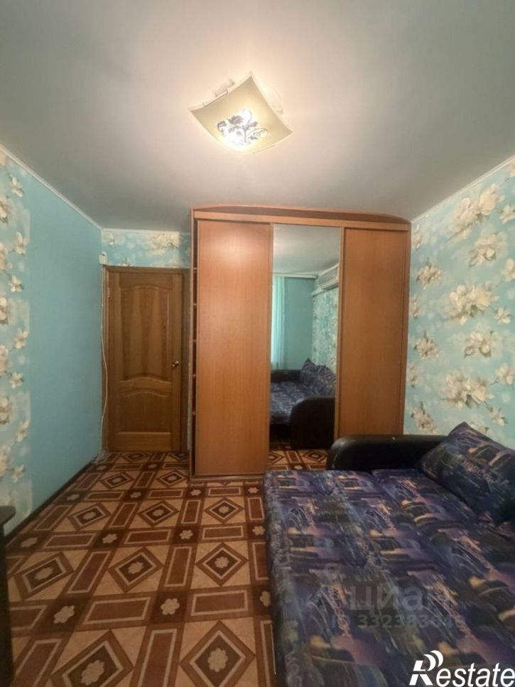 2-комн квартира ул Ахметова, 300,  д. 300