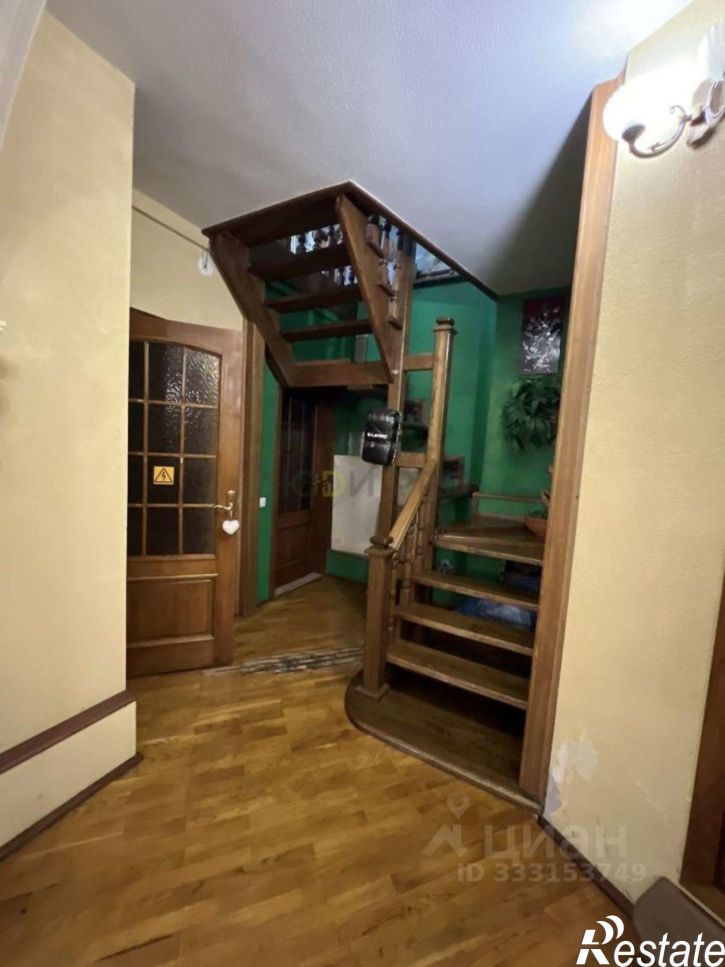 6-комн квартира ул Ульяновых, 37,  д. 37