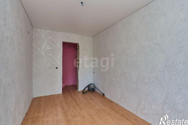 2-комн квартира пр-кт Октября, 93/4,  д. 93/4