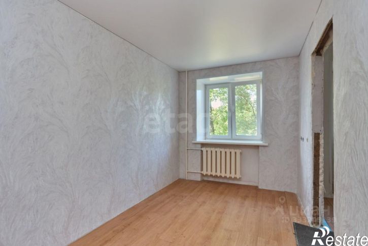 2-комн квартира пр-кт Октября, 93/4,  д. 93/4