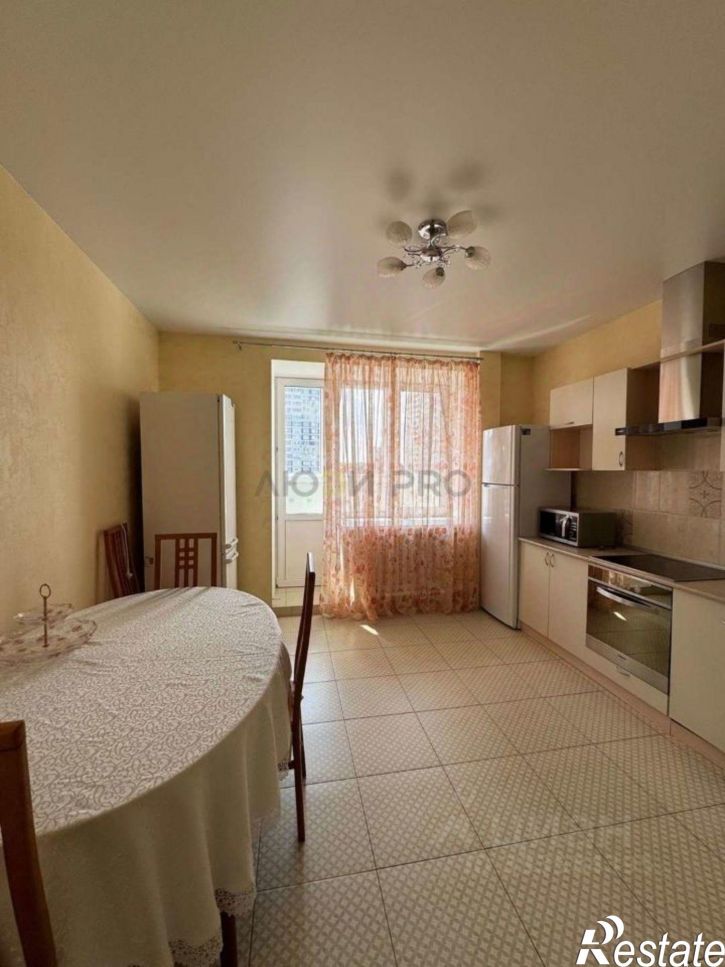 2-комн квартира ул Рихарда Зорге, 67,  д. 67