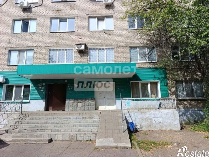 Комната ул Братьев Кадомцевых, 12,  д. 12