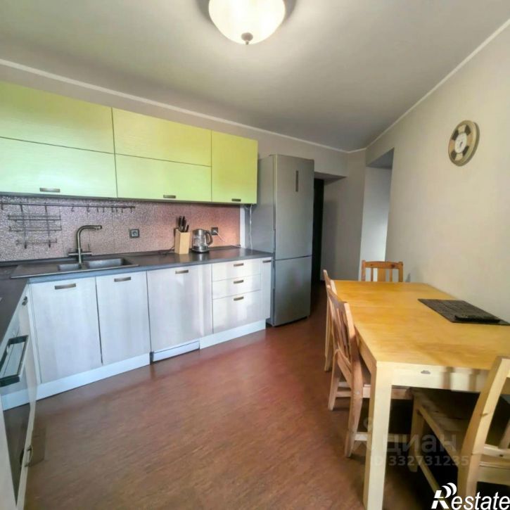 4-комн квартира ул Менделеева, 122,  д. 122