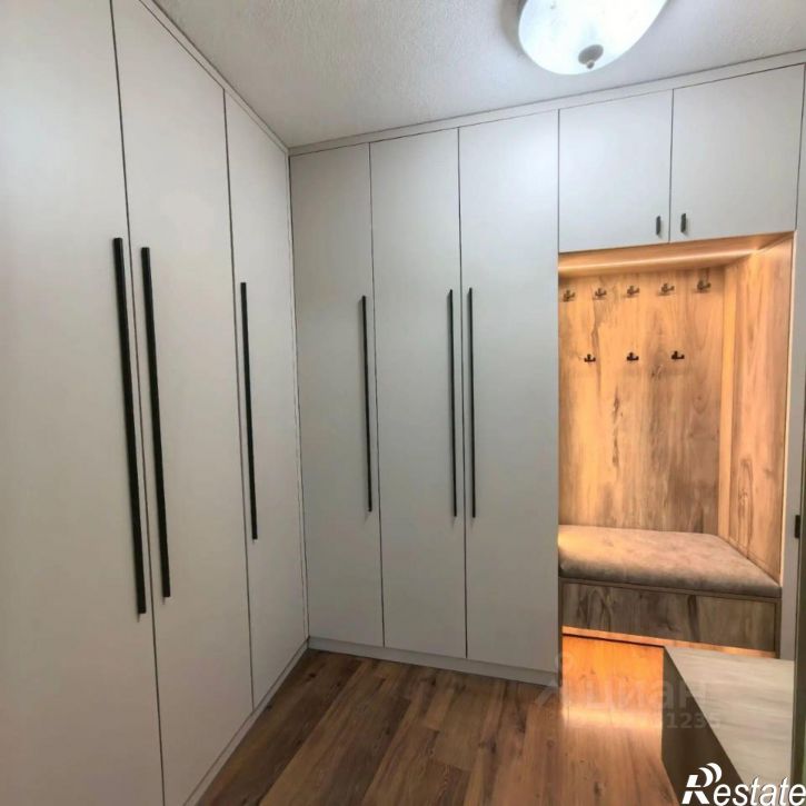 4-комн квартира ул Менделеева, 122,  д. 122