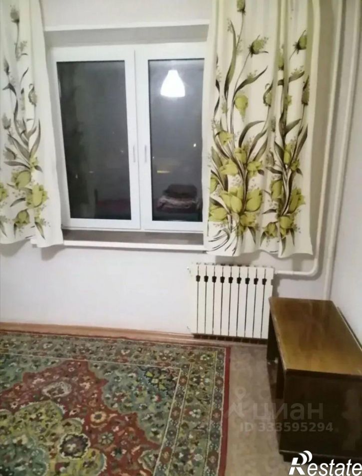 2-комн квартира улица Ахметова, 300,  д. 300