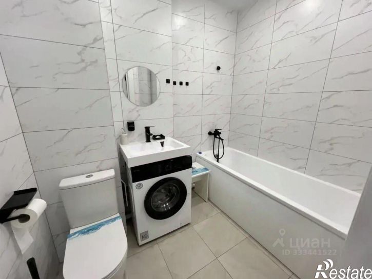 2-комн квартира улица Братьев Кадомцевых, 17,  д. 17