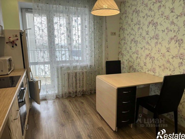 1-комн квартира Высотная улица, 8/3,  д. 8/3