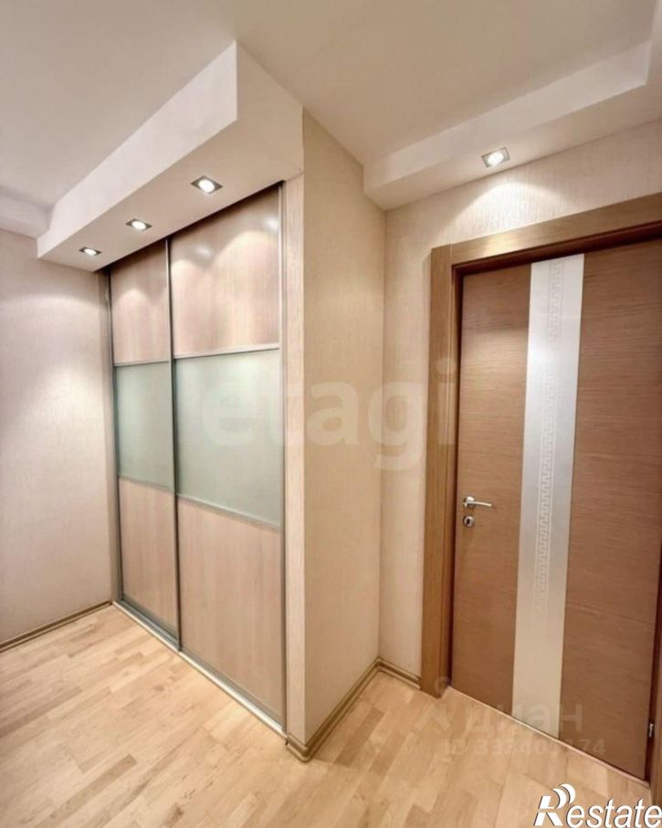 3-комн квартира улица Авроры, 5/10,  д. 5/10