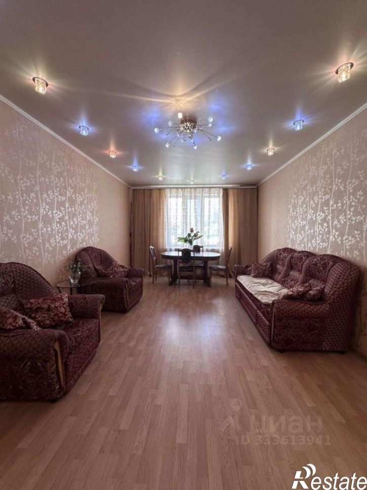 3-комн квартира Зайнаб Биишевой улица, 10,  д. 10