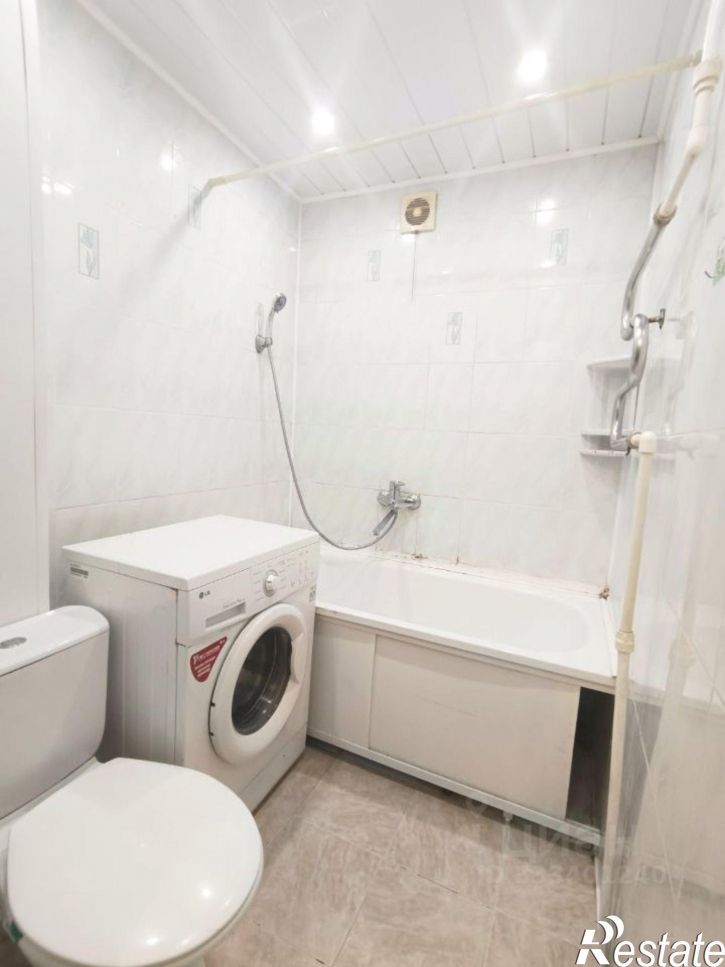 2-комн квартира улица Орджоникидзе, 11,  д. 11