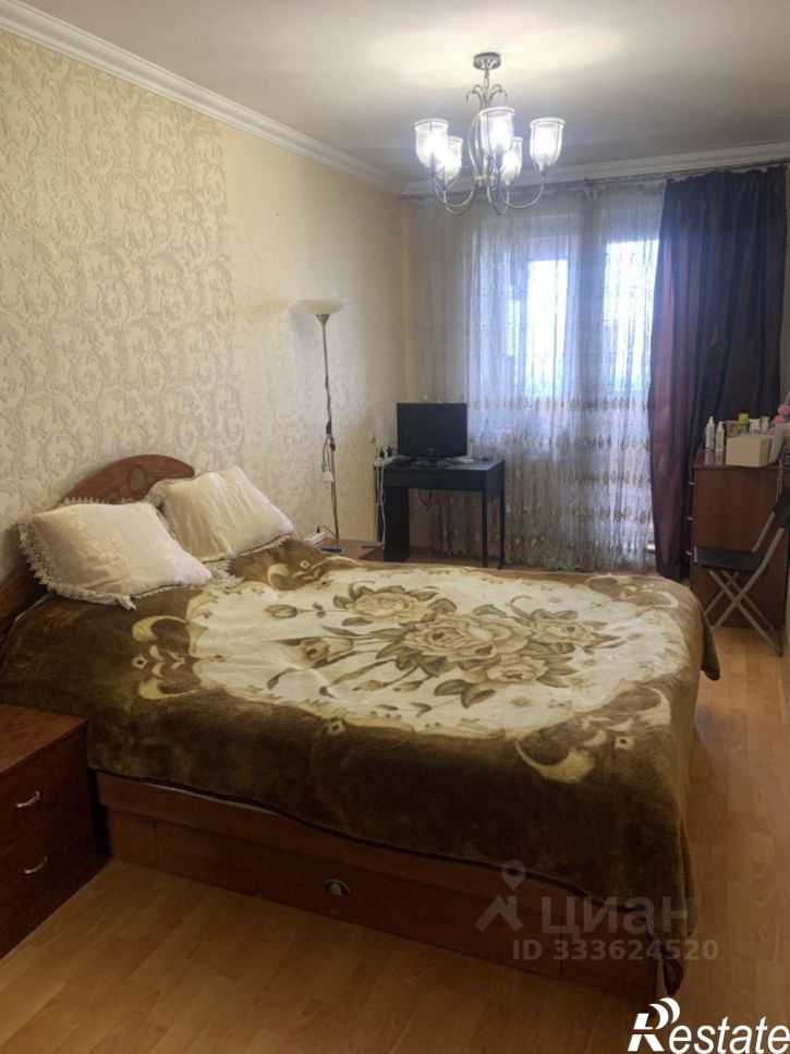 3-комн квартира улица Софьи Перовской, 23,  д. 23