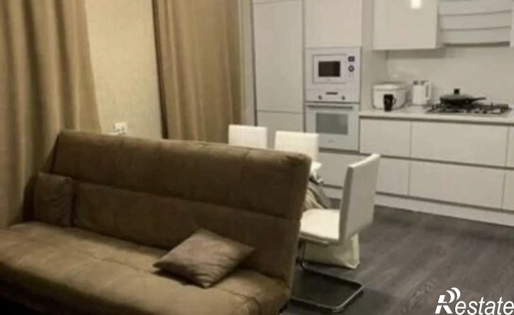 2-комн квартира улица Бану Валеевой, 5,  д. 5