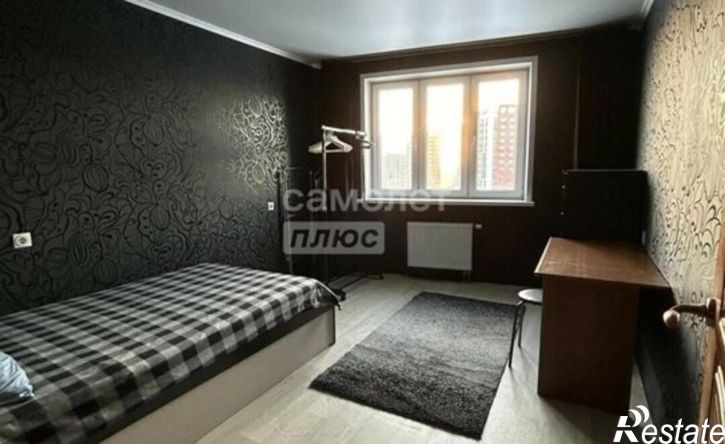 2-комн квартира улица Евгения Столярова, 4А,  д. 4А