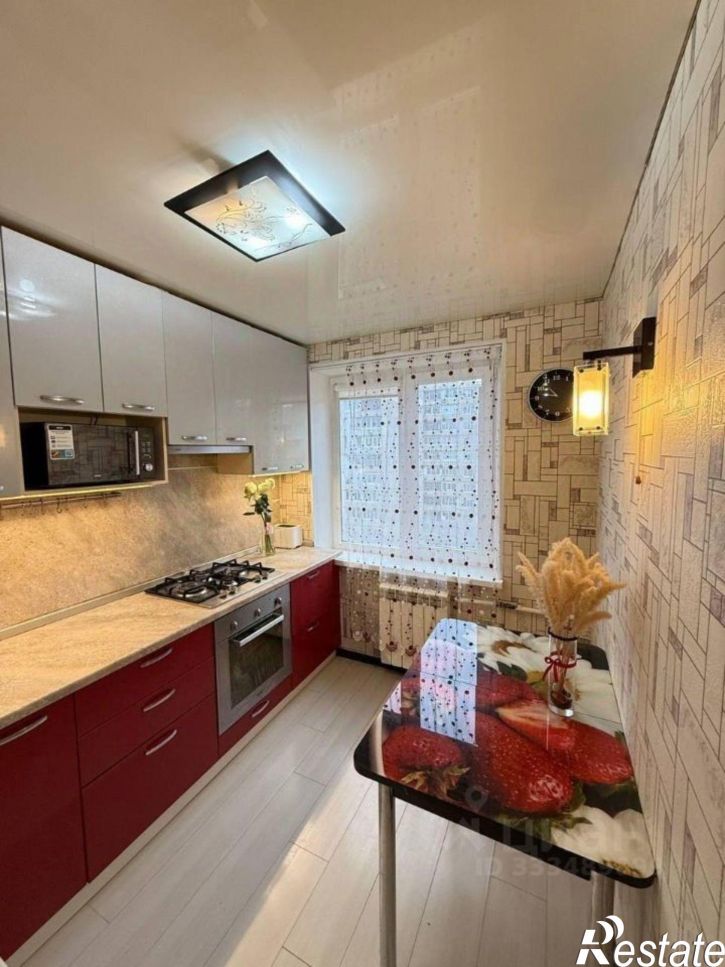 3-комн квартира улица Софьи Перовской, 23,  д. 23