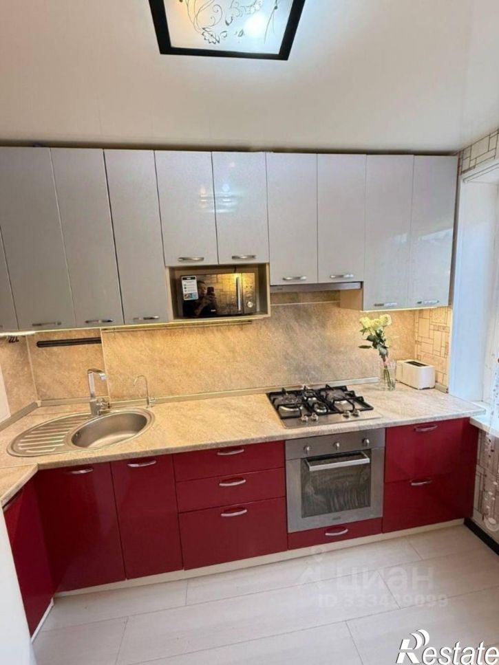 3-комн квартира улица Софьи Перовской, 23,  д. 23