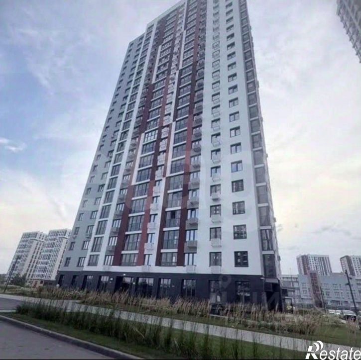 2-комн квартира улица Евгения Столярова, 13,  д. 13