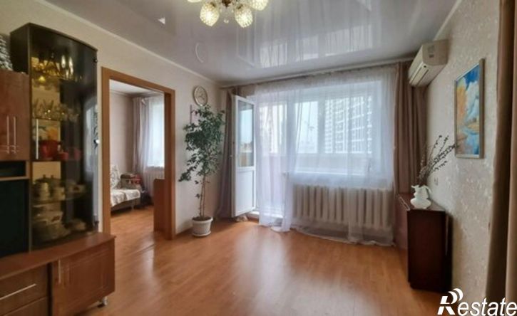 2-комн квартира улица Кирова, 101,  д. 101